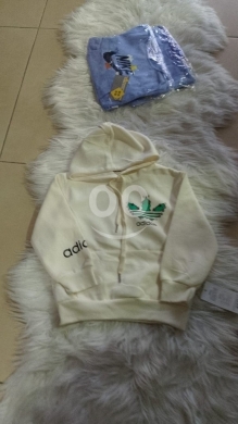 Vêtements, chaussures et accessoires dans Beyrouth - هودي أديداس ولادي "أوف وايت" | Boys&#039; Adidas Hoodie - Off-White