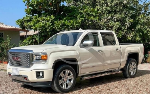 CMC dans Chtaura - البقاع جي إم سي سييرا 2015 سوبر بحالة الوكالة ونظافة خارقة | 2015 GMC Sierra Super - Pristine