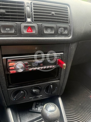 Vehicles accessories dans Sarba - Radio Pioneer like new usb cd aux