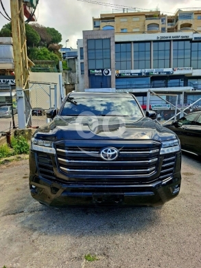 Toyota dans Mtaileb - تويوتا لاند كروزر GXR إصدار 70 عاماً موديل 2022 | Toyota Land Cruiser GXR 70th Anniversary 2022
