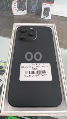 Mobile phones in Adonis - أيفون 15 برو ماكس 256 جيجابايت مستعمل بحالة ممتازة | iPhone 15 Pro Max 256GB - Open Box