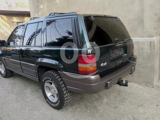 جيب في بعلبك - جيب شيروكي V8 5.2L موديل 1996 بحالة ممتازة | Jeep Cherokee 1996 V8 5.2L Excellent Condition