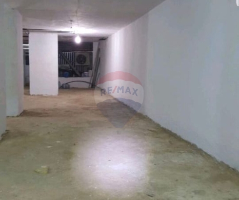Commercials for sale in Boulvard - R9-3338 Warehouse for Sale in Boulevard Tripoli - 650 m²مستودع للبيع في البوليفارد طرابلس - 650 متر مربع