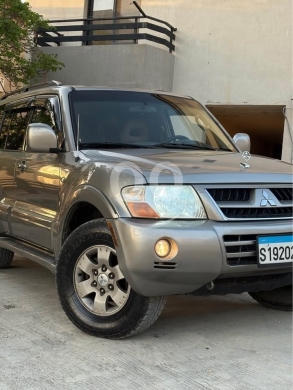 Mitsubishi in Tripoli - Montero 2003