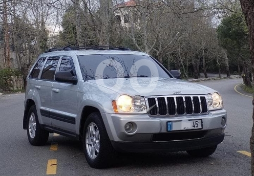Jeep in Beirut City - GRAND CHEROKEE 2005