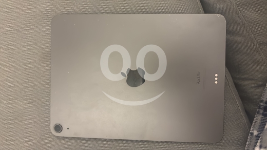 Other electronics in Mar Elias - آيباد إير 5 سعة 256 جيجابايت بحالة ممتازة مع الملحقات | iPad Air 5 256GB Excellent Condition