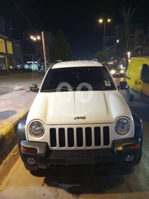 Jeep in Tripoli - رنج ليبرتي 2004