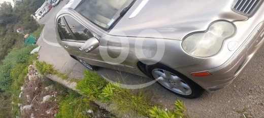 Mercedes-Benz dans Beyrouth - مرسيدس مني غوص مودل ٢٠٠٢