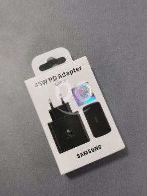 Mobile accessories dans Beyrouth - شاحن سامسونج أصلي 45 واط شحن فائق السرعة | Samsung 45W PD Adapter Original