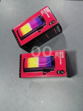 Other Mobile Phones & Accessories في مدينة بيروت - مكبر صوت لاسلكي ZQS1201 مع إضاءة RGB وباس قوي | ZQS1201 Wireless Speaker with RGB Light