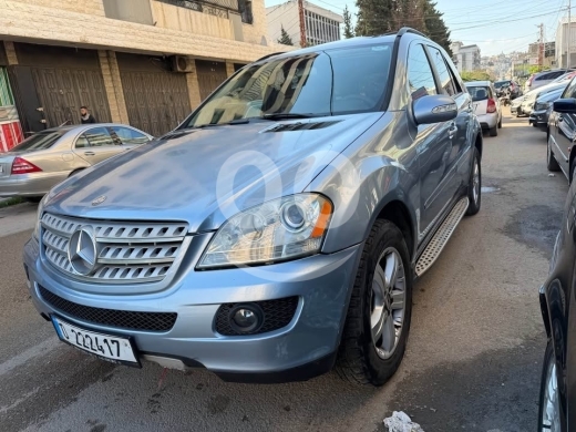 Mercedes-Benz in Tripoli - ML 350 2006