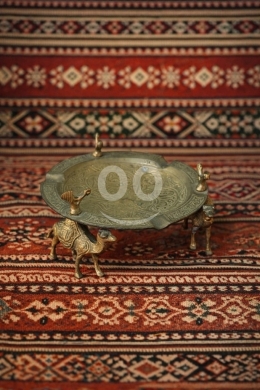 Antiques & Collectibles in Batroun - قطعة نحاس شرقية قديمة بتصميم جمل مميزة وفريدة | Antique Middle Eastern Brass Camel Piece