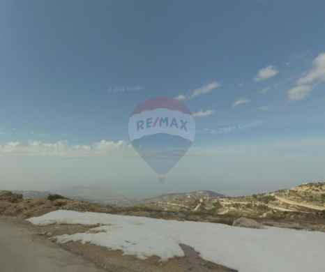 Lands for sale in Sir El Danniyeh - R9-3361 Land for Sale in Bikaasfrine Danniyeh - 100,000 m²أرض للبيع في بقاعصفرين الضنية - 100,000 متر مربع