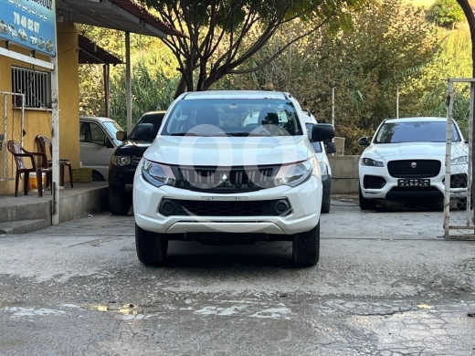 Mitsubishi in Majd Laya - Mitsubishi L200 4x4 2016 - Excellent Condition | ميتسوبيشي L200 موديل ٢٠١٦ دفع رباعي