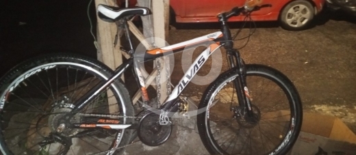 Sports, Leisure & Travel in Al Zarif - Yamaha Grips & Upgraded Parts - 26" MTB | دراجة هوائية مقاس 26 مع إضافات ياماها