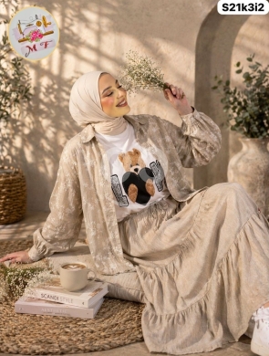 الملابس، الأحذية والزينة في Loussiya - 3-Piece "Princess" Linen Set - 2026 Collection | طقم "الأميرة" ٣ قطع - لنن مطبع نقشة نافرة