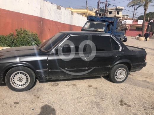 BMW in Ankoune - BMW 3 Series (E21) 1982 - Factory Condition | بي ام دبليو الفئة الثالثة موديل 1982 بحالة الشركة