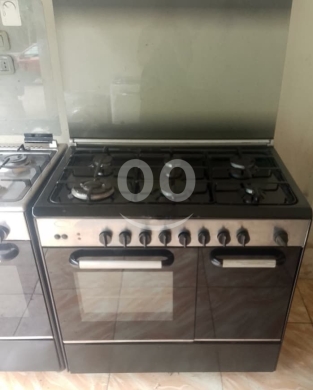 Kitchen appliances dans Tripoli - فرن اسود واجهتو ستالس
