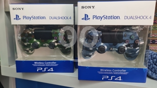 Gaming Console & Accessories dans Bchamoun - يد تحكم بلايستيشن 4 لاسلكية ألوان تمويه مميزة | DualShock 4 Wireless Controller PS4 Camo Edition