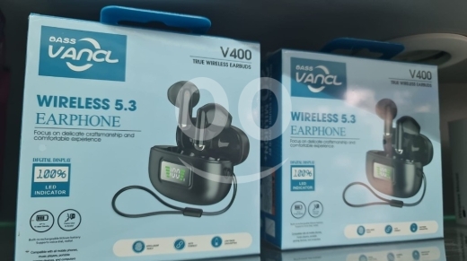 Mobile accessories in Bchamoun - سماعات Vancl V400 اللاسلكية بلوتوث 5.3 مع شاشة رقمية | Vancl V400 True Wireless Earbuds Bluetooth 5.