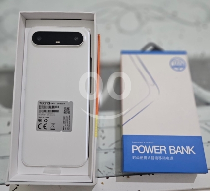 الهواتف المحمولة في صيدا - تكنو سبارك سليم ٢٥٦ جيجا مع باور بانك مجاني | Tecno Spark Slim 256GB + Free Power Bank