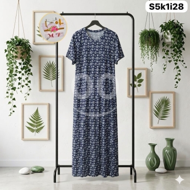 الملابس، الأحذية والزينة في Loussiya - عباية "فراري معرق" نص كم (أسود - كحلي) | Women&#039;s Premium Ferrari Printed Abaya