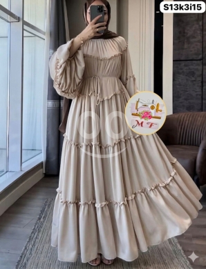 الملابس، الأحذية والزينة في Loussiya - فستان "يارا" الملكي قماش ثقيل نخب أول | Premium Yara Fabric Royal Dress
