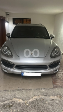 Porsche in Beirut City - 2011 Porsche Cayenne S V8 - Lebanese Agency Source | بورش كايين S موديل 2011 - مصدر الشركة اللبنانية
