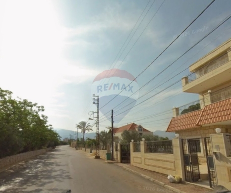 Apartments for sale in Bsarma - R9-3369 Land for Sale in Bsarama Koura - 1,457 m², Zoning 5/10أرض للبيع في بصرما الكورة - 1,457 متر مربع، تصنيف 5/10