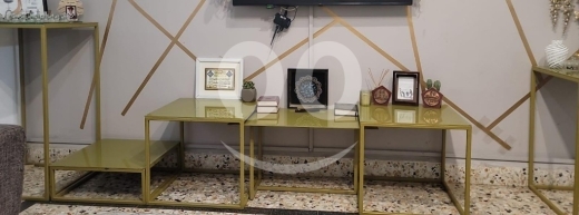 طقم طاولات جانبية معدنية بأسطح زجاجية | Set of 6 Metal Side Tables with Glass Tops — 2