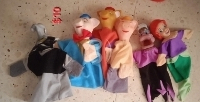 Baby & Kids Stuff in Dawhet Aramoun - مجموعة دمى اليد التعليمية (٥ قطع) | 5-Piece Hand Puppet Set