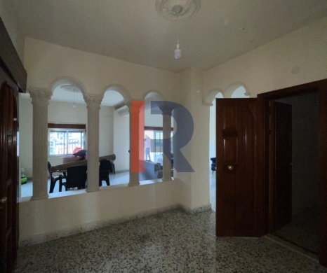 R9-3373 Apartment for Sale in Azmi Street Tripoli – 220 m² — 12