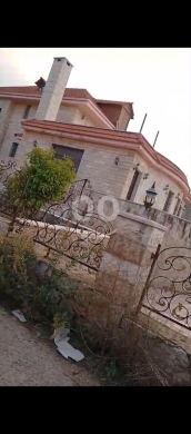 فيلا فاخرة للبيع في نبع الصفا عين زحلتا ١٦٠٠م | Luxury Villa for Sale in Nabe3 El Safa 16… — 3
