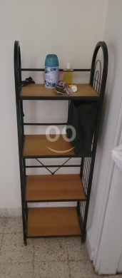Other home furniture in Dawhet Aramoun - ستاند حديد متين مع 4 رفوف خشبية | Durable Metal Standing Rack with 4 Wooden Shelves