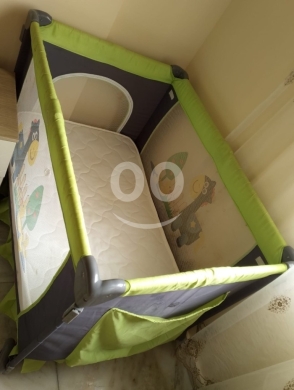 Baby & Kids Stuff in Dawhet Aramoun - سرير بارك للأطفال مع فرشة وكامل ملحقاته | Baby Playard with Mattress & Full Bedding Set