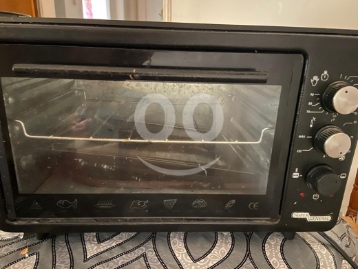 Kitchen appliances in Dawhet Aramoun - فرن كهربائي سوبر جنرال بحجم عملي وأداء ممتاز | Super General Electric Oven Compact & Efficient