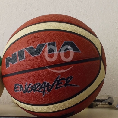 تارات وطابات كرة سلة احترافية | Basketball Hoops & Balls — 2