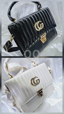 الملابس، الأحذية والزينة في Loussiya - حقيبة كروس بوف جلد طورو بـ ٣ سحابات | Puff Crossbody Toro Leather Bag with 3 Zippers