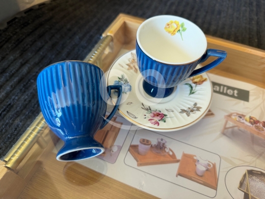 Kitchen appliances in Jeita - طقم فناجين قهوة وشاي فاخر 12 قطعة مع الصحون | Luxury 12-Piece Cup and Saucer Set