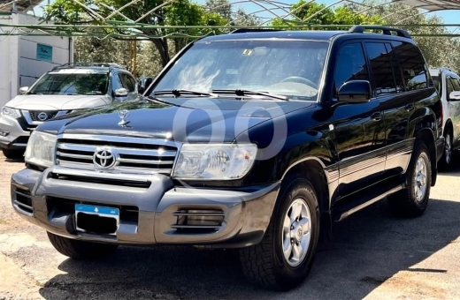 Toyota in Fieh - Land Cruiser 99