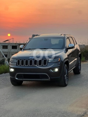 Jeep in Beirut City - Jeep grand cherokee 2017