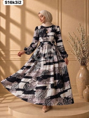 الملابس، الأحذية والزينة في Loussiya - فستان ريون مطبع قصة هودي مع إكسسوار نجمة | Printed Rayon Hoodie Dress with Star Accessory
