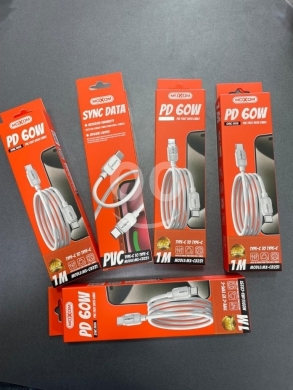 Mobile accessories in Beirut City - Moxom MX-CB231 PD 60W Type-C to Type-C Cable | كابل موكسوم ٦٠ واط سريع