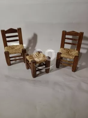 طقم كراسي قش مصغر صناعة يدوية لبنانية | Vintage Handmade Miniature Straw Chair Set