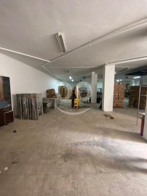 Commercials for sale in Naccache - مستودع كبير للبيع في النقاش مساحة 450 م | 450 sqm Large Warehouse for Sale in Naccache