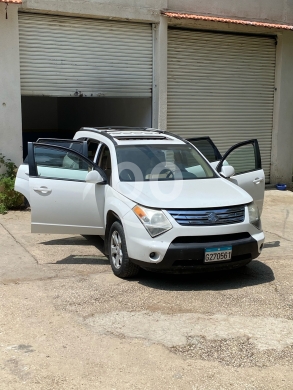 Suzuki in Bhamdoun - سوزوكي XL7 موديل 2007-2008 بحالة مميزة (7 ركاب) | 2007-2008 Suzuki XL7 7-Seater