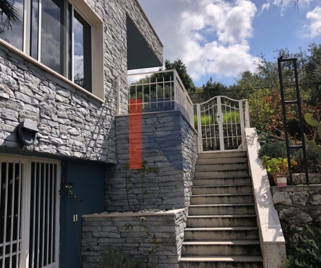 R9-3390 Villa for Sale in Jbeil – Obeidat | 900 m² Land — 3