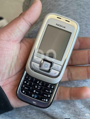 Mobile phones in Beirut City - بحالة العلبة Nokia