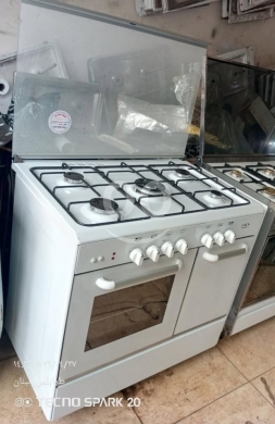 Kitchen appliances in Tripoli - فرن غاز مرتب جدا ٥ عيون شبه جديد