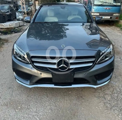 Mercedes-Benz in Mkalles - مرسيدس C300 موديل 2018 فل اوبشن AMG | 2018 Mercedes C300 Fully Loaded AMG 4Matic